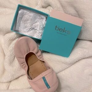 Tieks ballerina pink size 6 like new